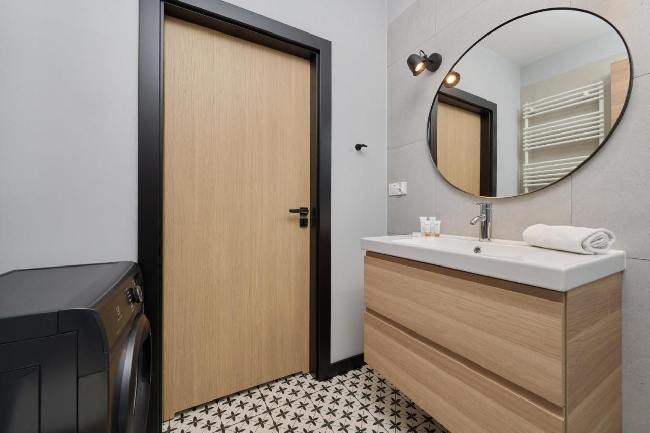 Cozy Nadodrze For 3 Guests With Balcony By Renters *